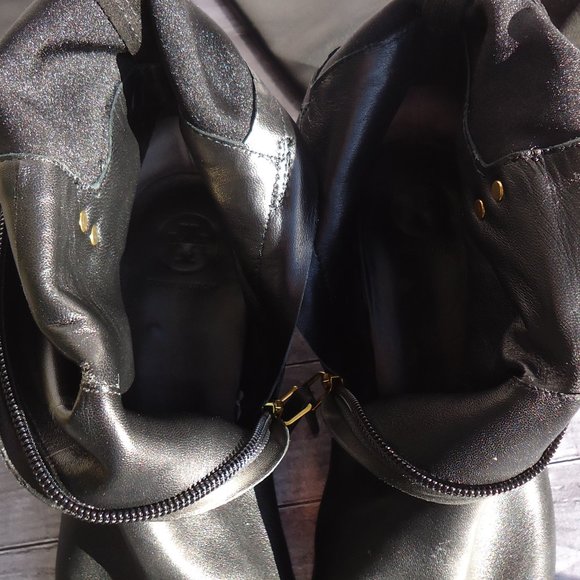 SIZE 8.5. Tory Burch leather over the knee-high stretch panel riding boots. - Picture 13 of 16